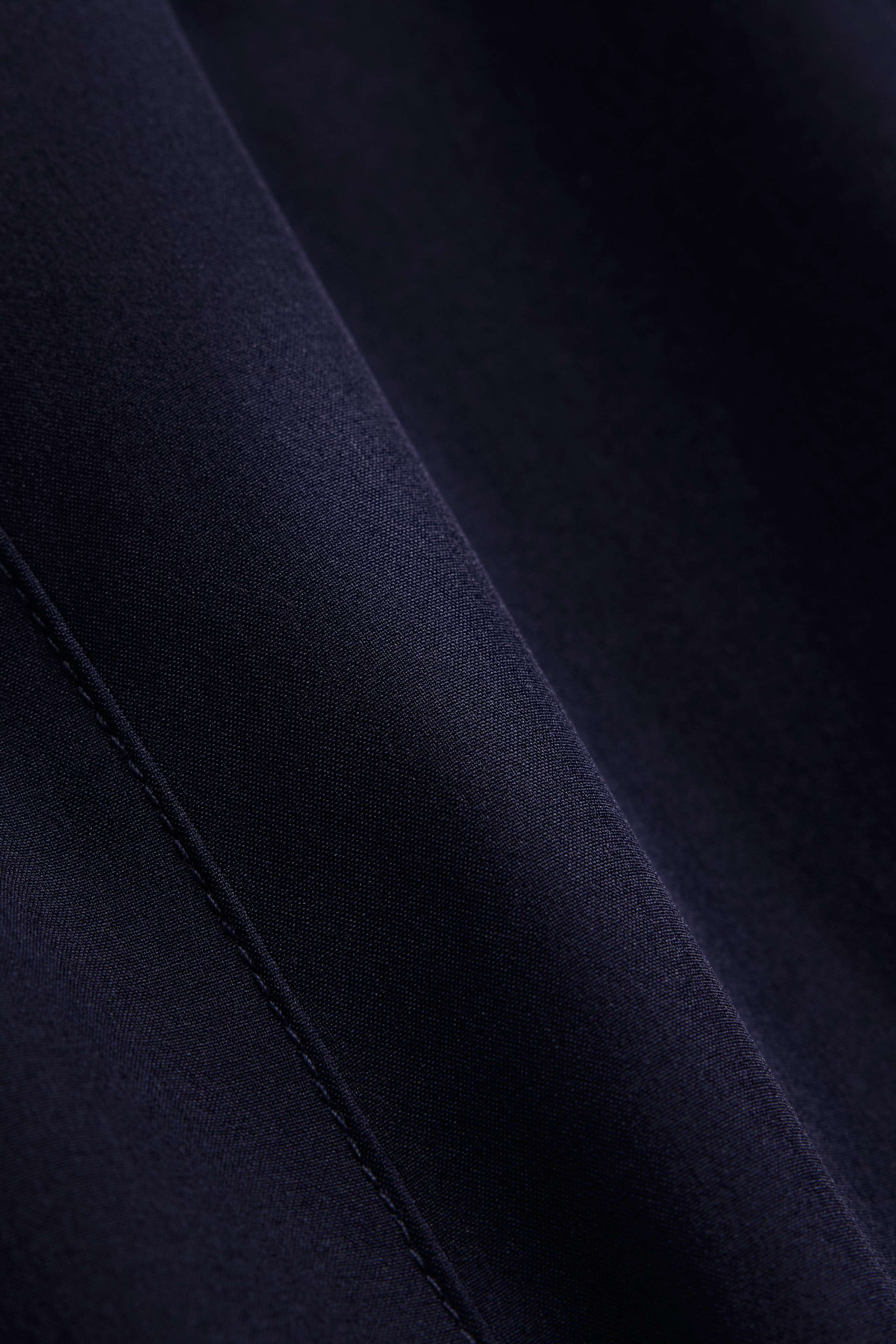 Aerluxe® Shorts - Navy